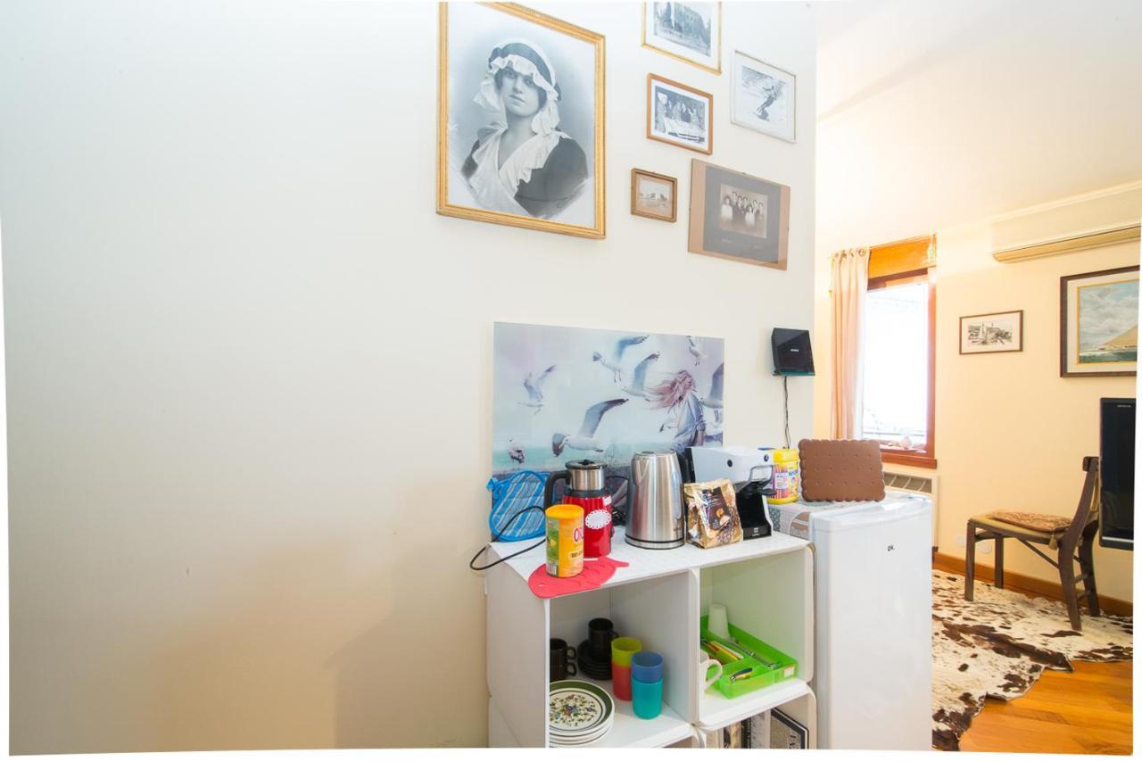La Mansarda Delle Meraviglie B&B Superior Trieste Exteriör bild