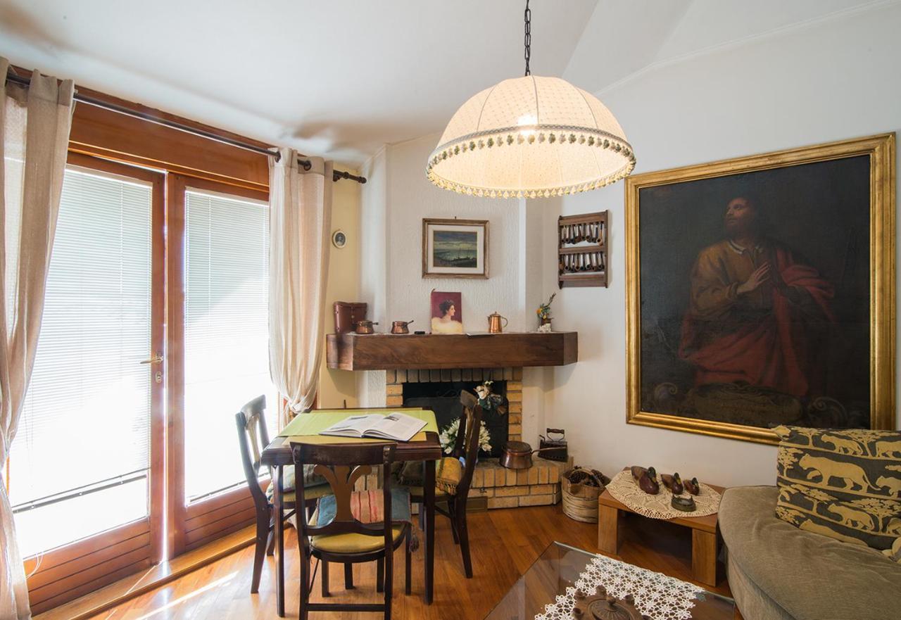La Mansarda Delle Meraviglie B&B Superior Trieste Exteriör bild