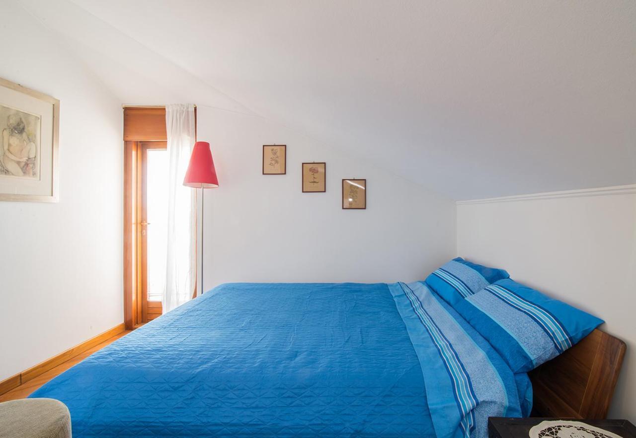 La Mansarda Delle Meraviglie B&B Superior Trieste Exteriör bild